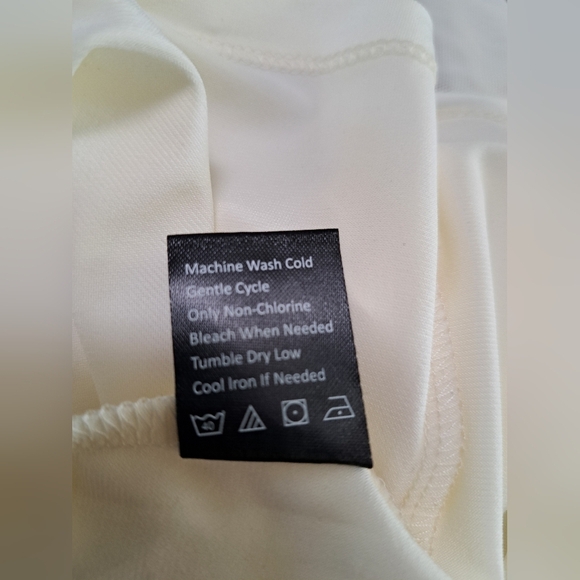 ANTTHONY Original Creme Blouse with Long Bishop Sleeves Size XL NWOT - Picture 5 of 7